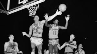 NBA: Syracuse Nationals, el campen de la campaa 1954-55