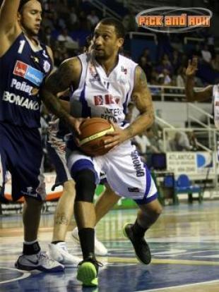 Ramzee Stanton continuar en Regatas