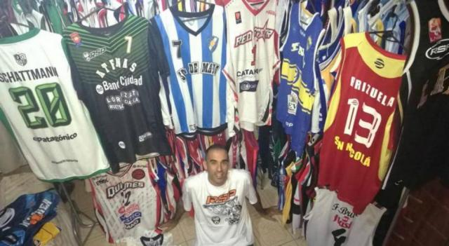 Pablo Mansilla, el hombre de las 500 camisetas: Le doy la misma importancia a todas