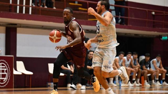 Sur: Villa Mitre y Lan�s se impusieron en casa