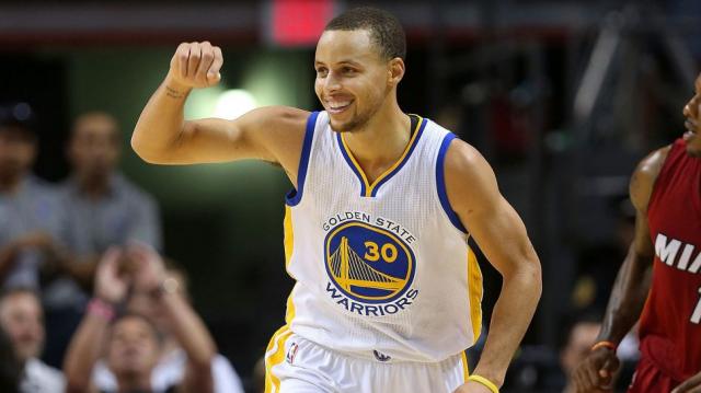 Noche de fama para Stephen Curry