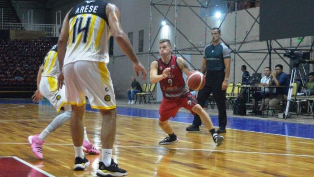 Norte A y B: San Isidro y Comu golpearon afuera