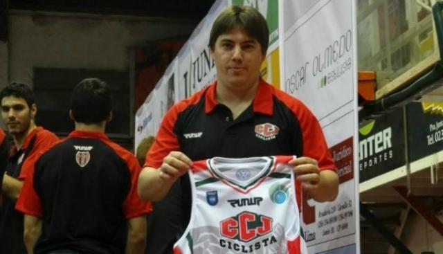 Pagura dirigir a Ciclista en la Liga A