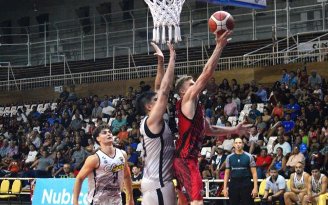 Norte B: Villa en la ltima, Salta Basket en casa