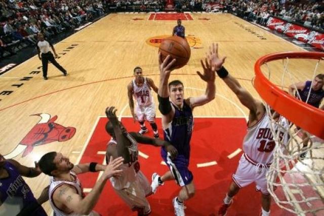 Sacramento derrot a Chicago e hizo historia