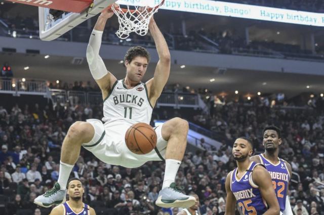 Bucks y Raptors no bajan los brazos