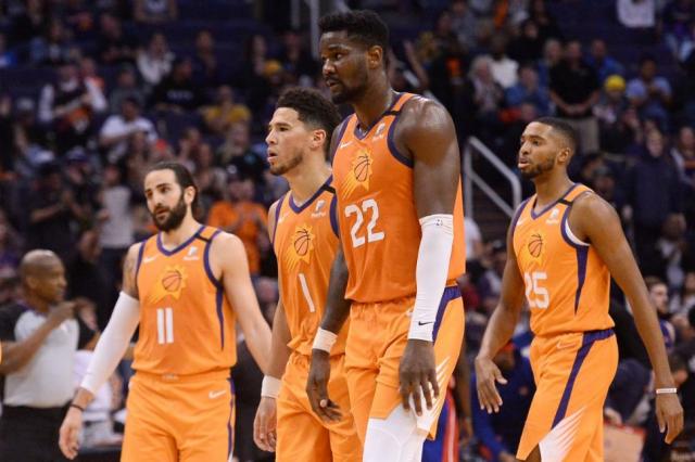 Dos jugadores de Phoenix Suns dieron positivo