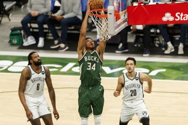 Bucks y Clippers se suman a Playoffs