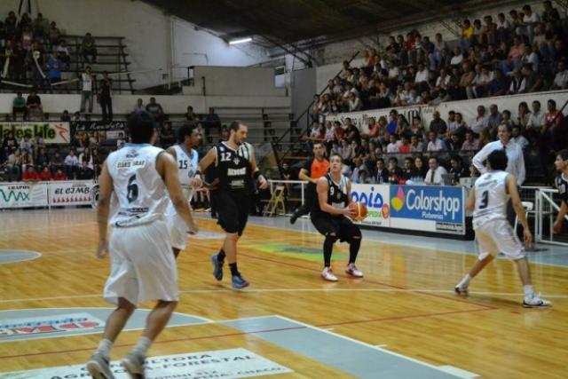 Alvear qued a un paso de las semis