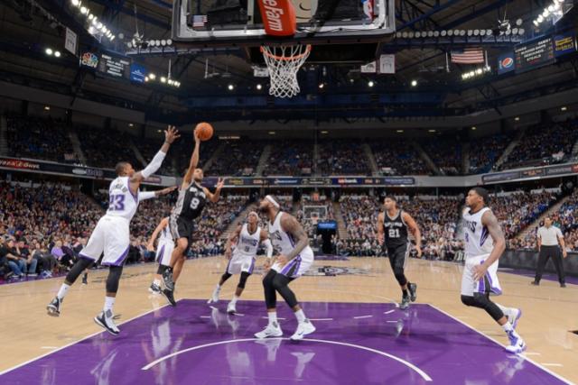 Los Spurs anestesiaron a los Kings en el ltimo cuarto