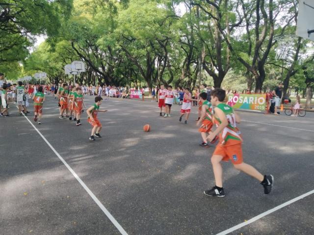 Fiesta total del Mini basquet en Rosario
