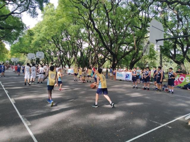 Fiesta total del Mini basquet en Rosario