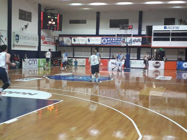 Argentino super a Zrate Basket