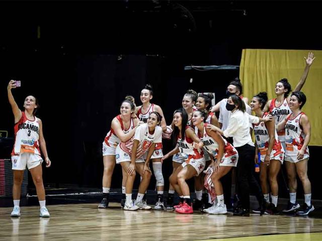 La liga femenina inici con resultados para todos los gustos