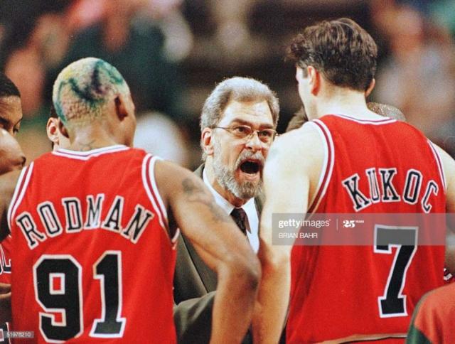 Toni Kukoc critica duramente el documental de Jordan